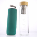 Nouveau verre de couleur de bouteille d&#39;eau de 1000 ml avec couvercle et manchon en bambou